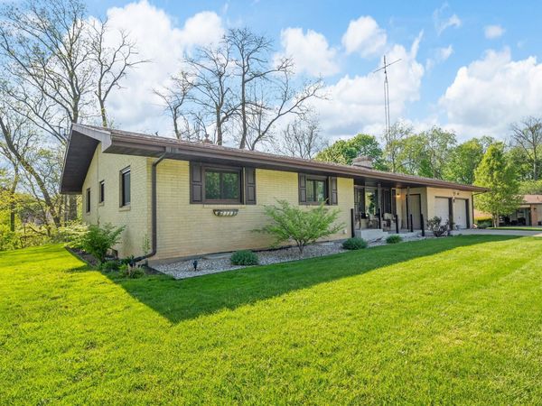 3014 W Bluffwood Terrace, St. Joseph, MI 49085