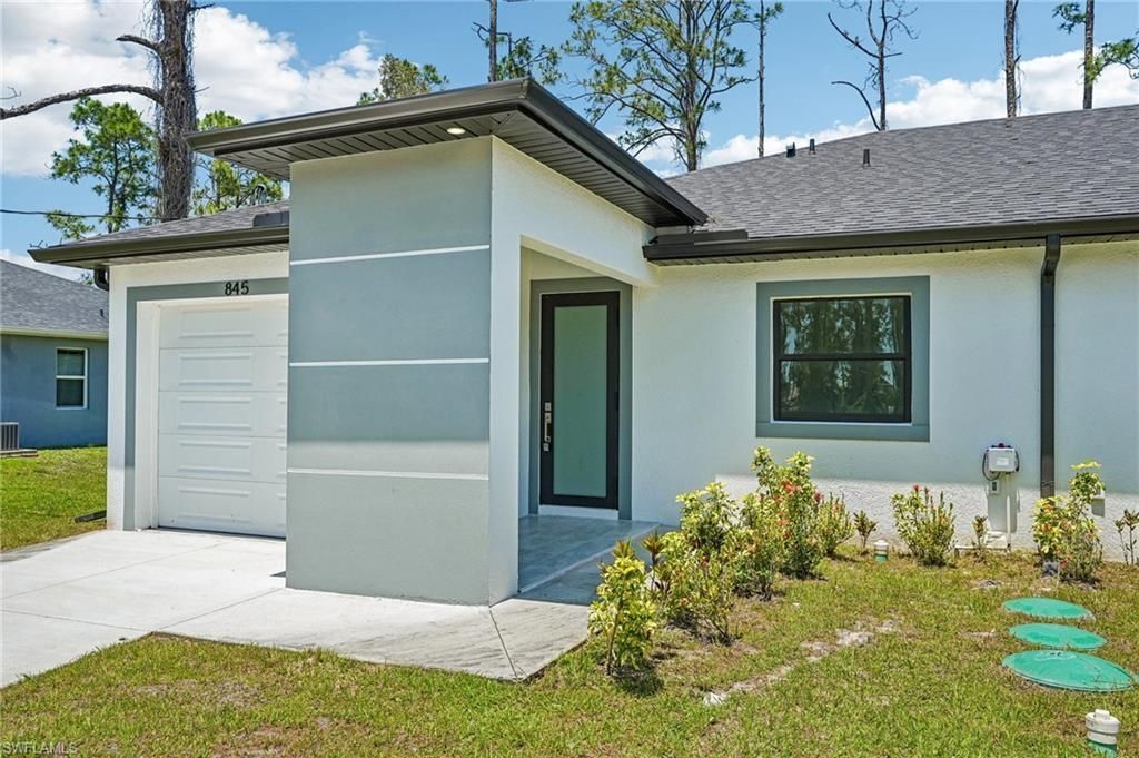 845-847 Meadow Rd , Lehigh Acres, FL 33973 Photo