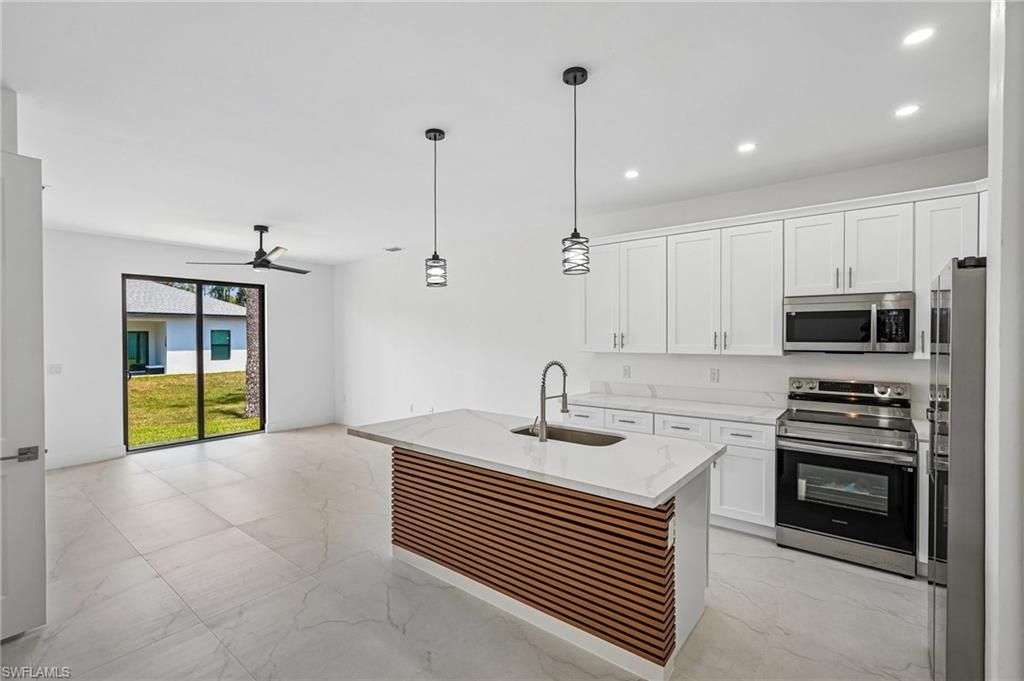 845-847 Meadow Rd , Lehigh Acres, FL 33973 Photo