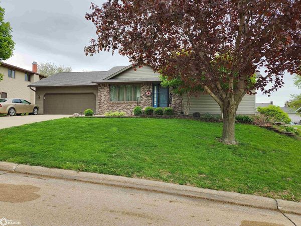 1308 Washington Street, Tama, IA 52339