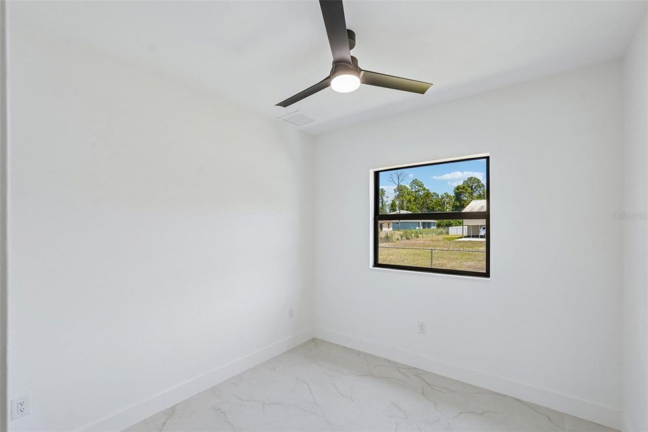 845/847 Meadow Road , Lehigh Acres, FL 33973 Photo