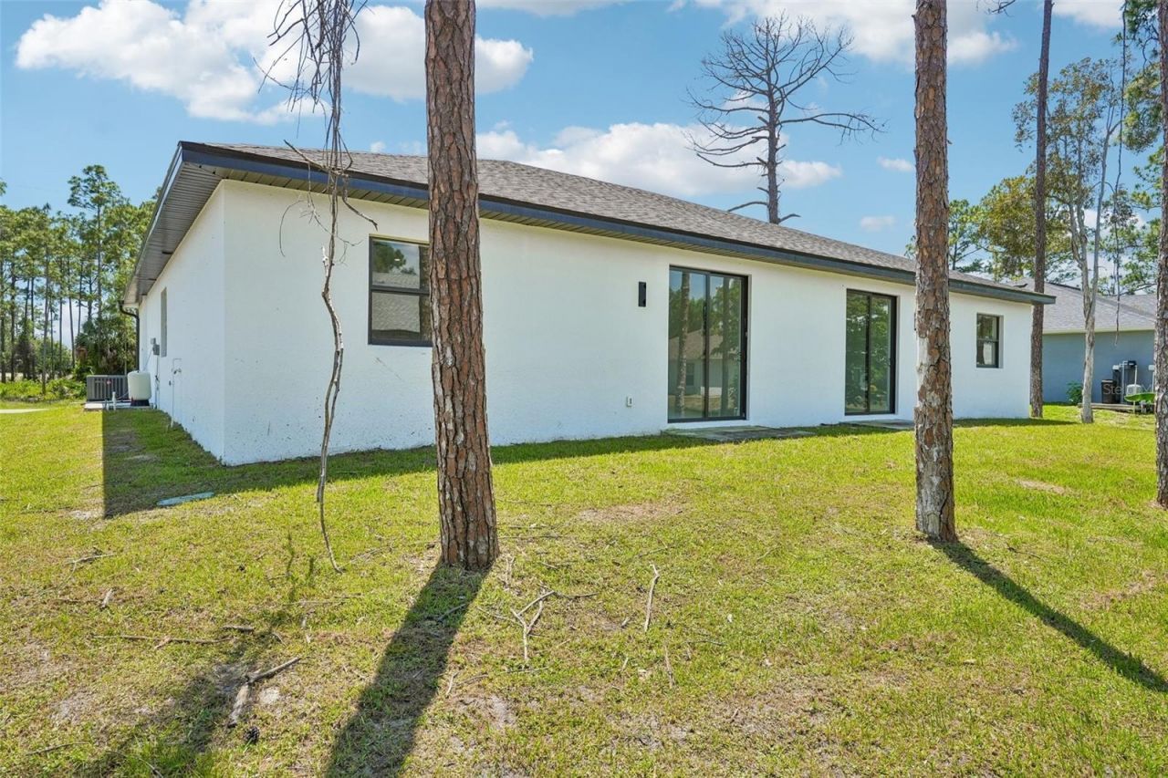 845/847 Meadow Road , Lehigh Acres, FL 33973 Photo