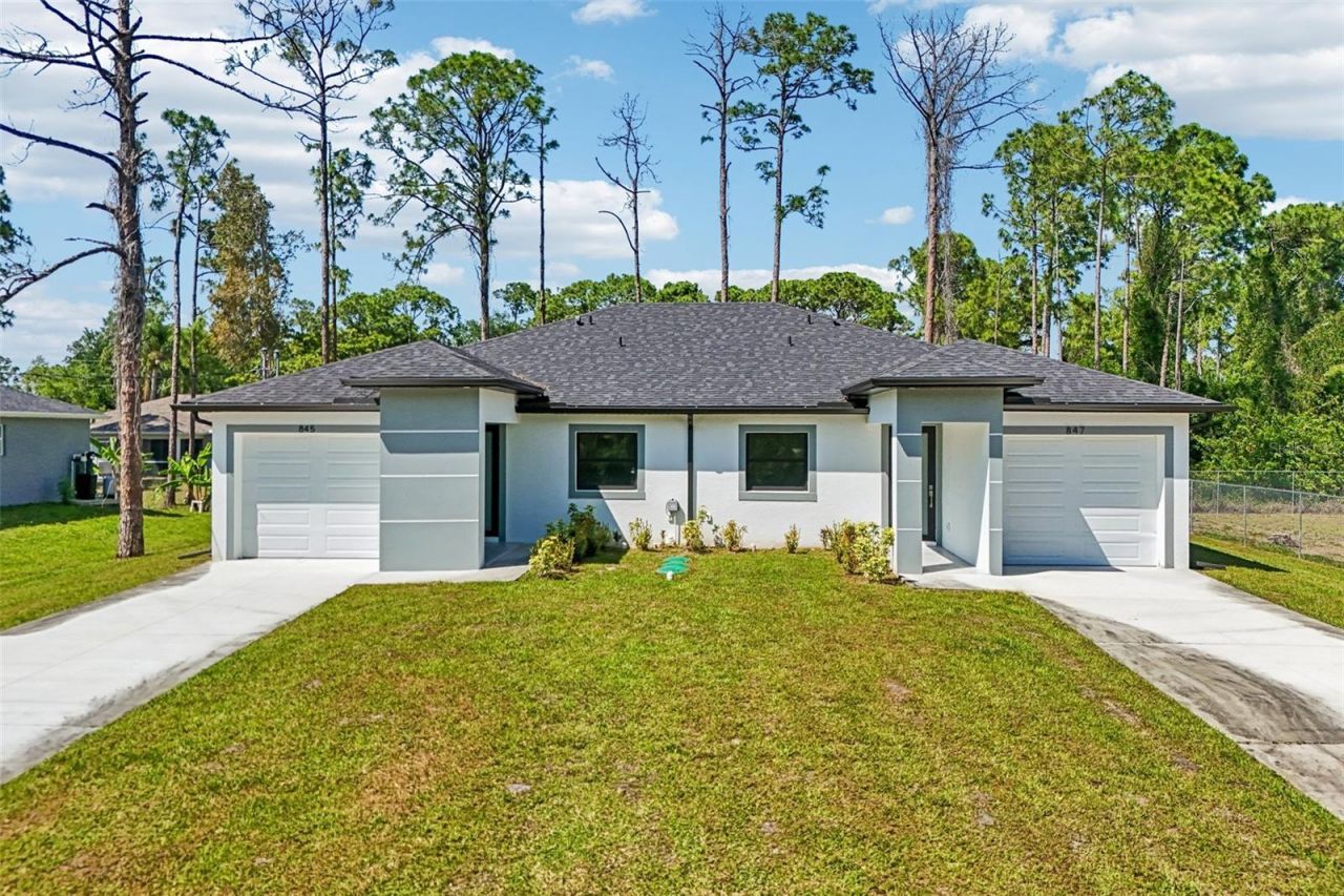 845/847 Meadow Road , Lehigh Acres, FL 33973 Photo
