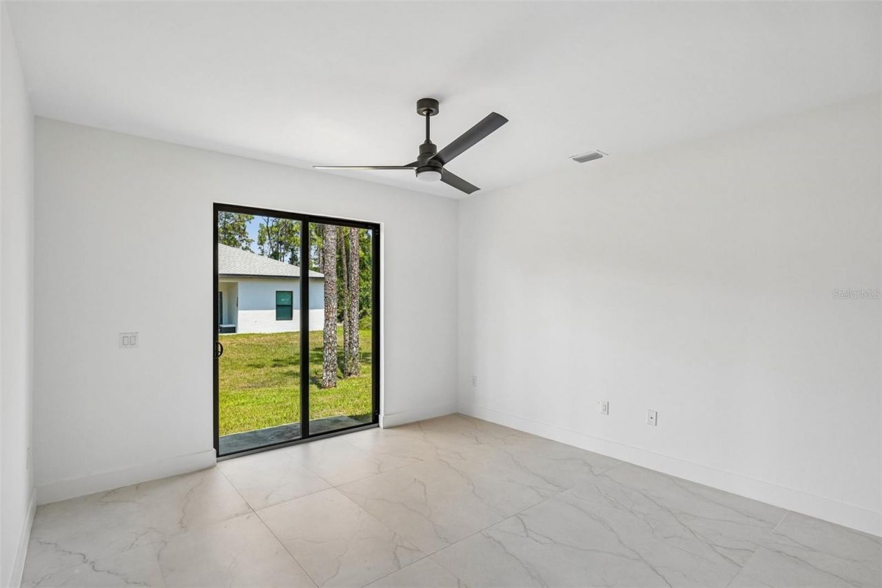845/847 Meadow Road , Lehigh Acres, FL 33973 Photo