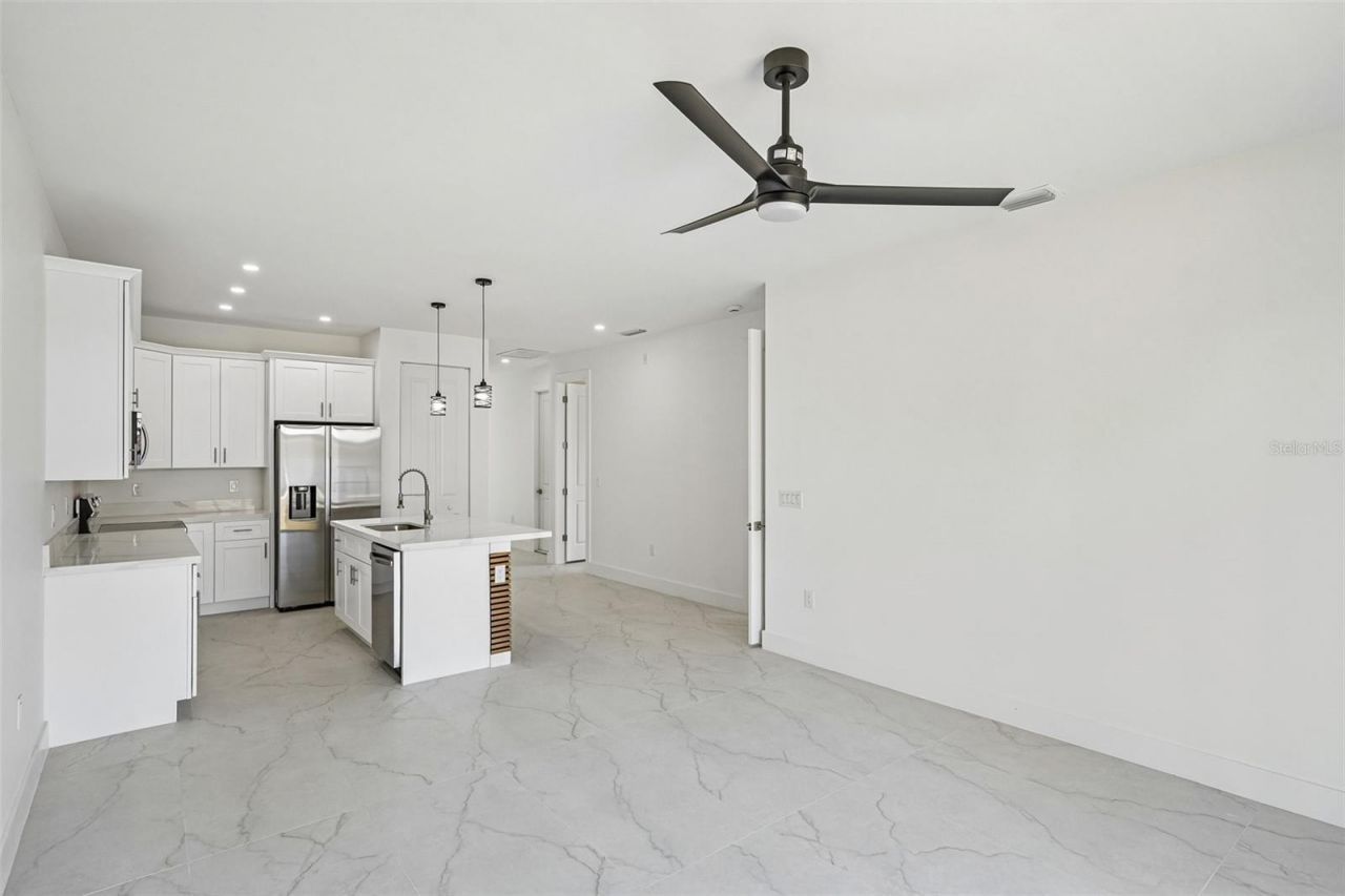 845/847 Meadow Road , Lehigh Acres, FL 33973 Photo