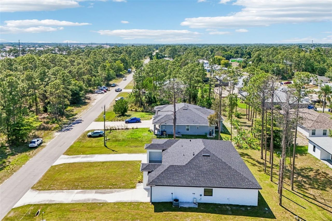 845/847 Meadow Road , Lehigh Acres, FL 33973 Photo