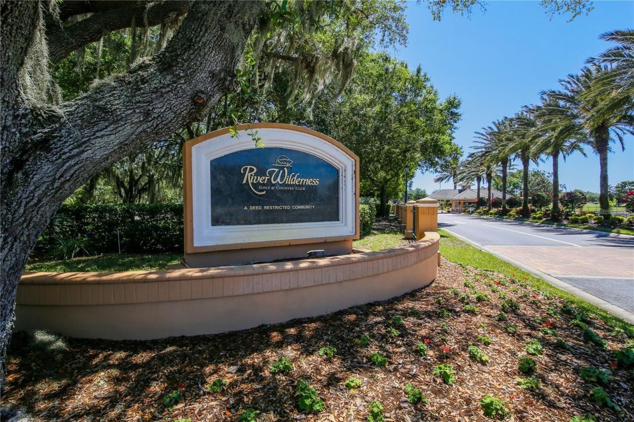12112 Maple Ridge Drive , Parrish, FL 34219 Photo