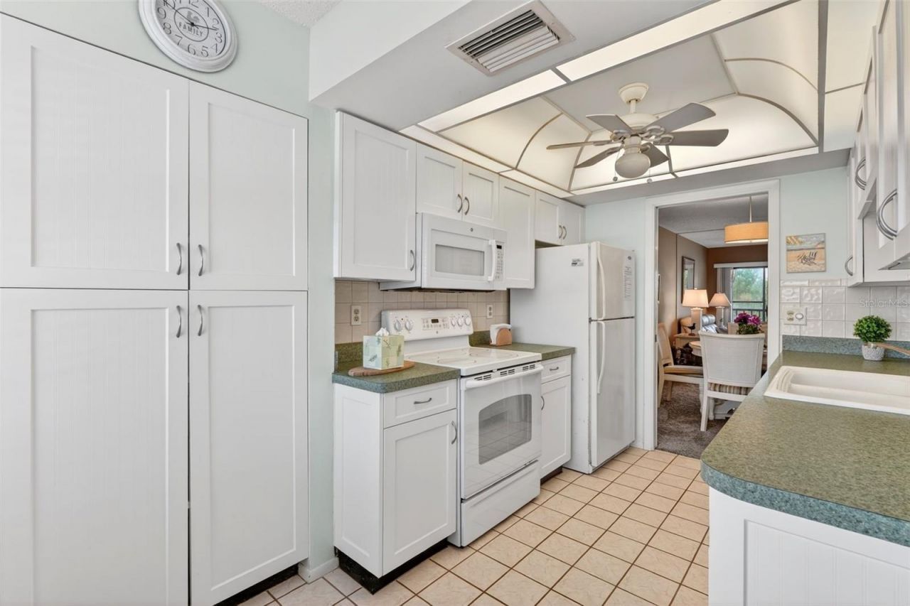 505 30th Avenue W, Unit E303, Bradenton, FL 34205 Photo