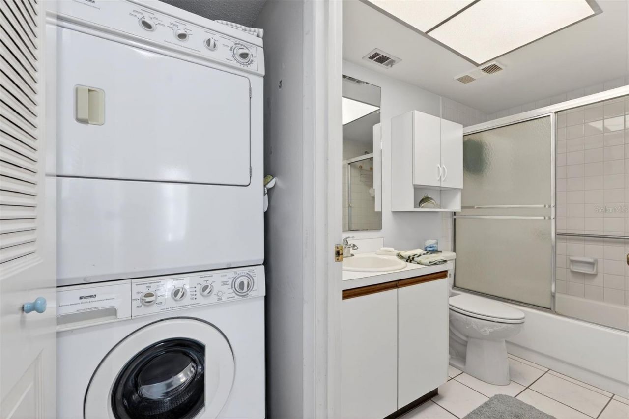 505 30th Avenue W, Unit E303, Bradenton, FL 34205 Photo