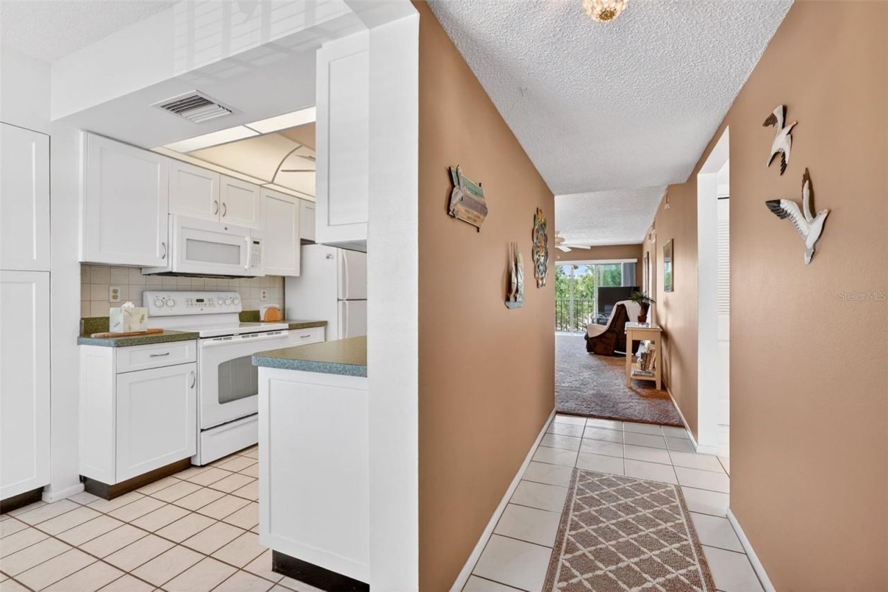 505 30th Avenue W, Unit E303, Bradenton, FL 34205 Photo