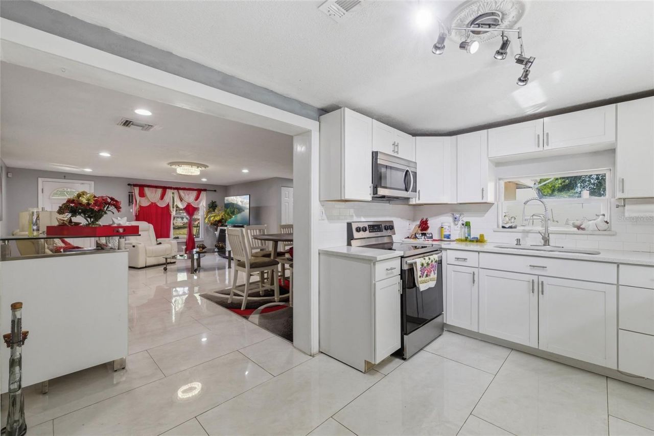 6760 Runnel Drive, New Port Richey, FL 34653 Photo