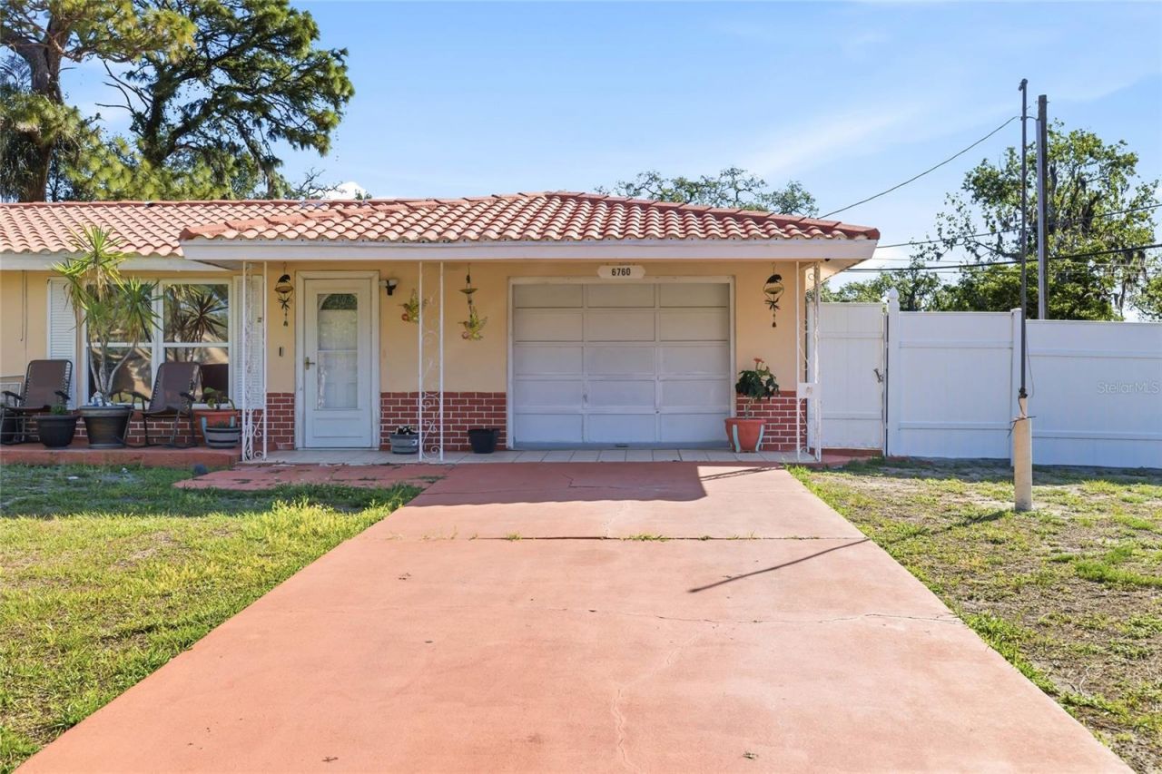 6760 Runnel Drive, New Port Richey, FL 34653 Photo