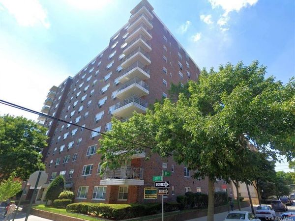 89-00 170th Street , Unit 10M, Jamaica, NY 11432
