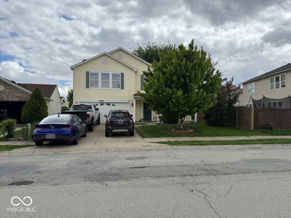 9317 W Quarter Moon Drive, Pendleton, IN 46064