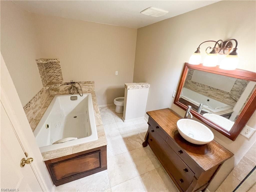 2032 NW 5th St , Cape Coral, FL 33993 Photo