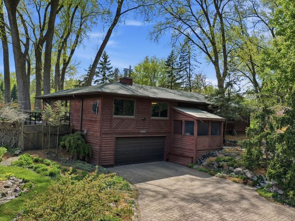 15213 Boulder Creek Drive, Minnetonka, MN 55345