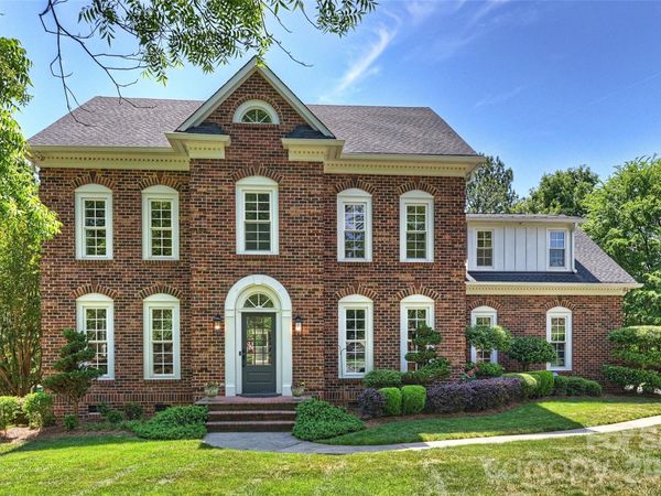 6504 Hunter Pine Lane, Charlotte, NC 28270