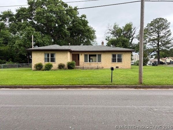 301 S 30th Street , Muskogee, OK 74401