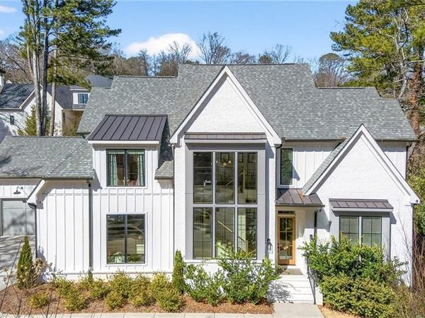 510 Windsor Parkway , Atlanta, GA 30342