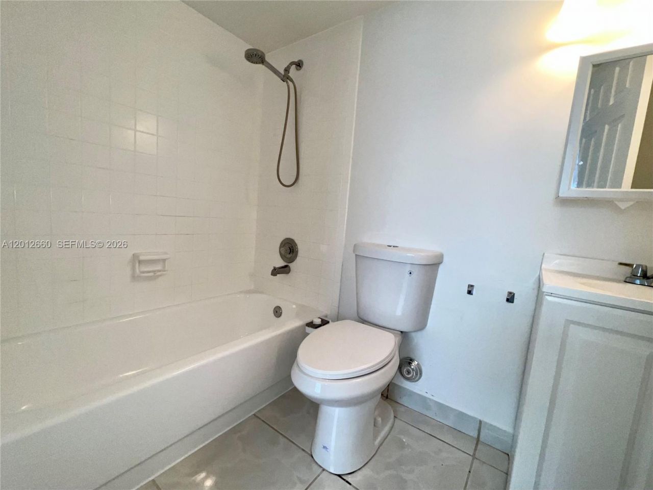 5055 NW 7th St, Unit 303, Miami, FL 33126 Photo