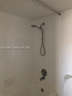 5055 NW 7th St, Unit 303, Miami, FL 33126 Photo