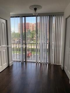 5055 NW 7th St, Unit 303, Miami, FL 33126 Photo