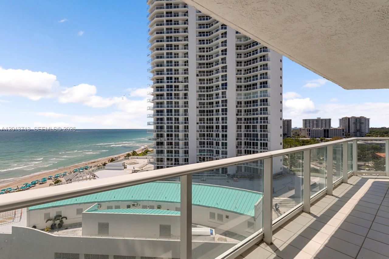 16445 Collins Ave, Unit 922, Sunny Isles Beach, FL 33160 Photo