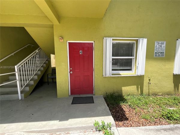 209 NE 141st St, Unit 4, Miami, FL 33161