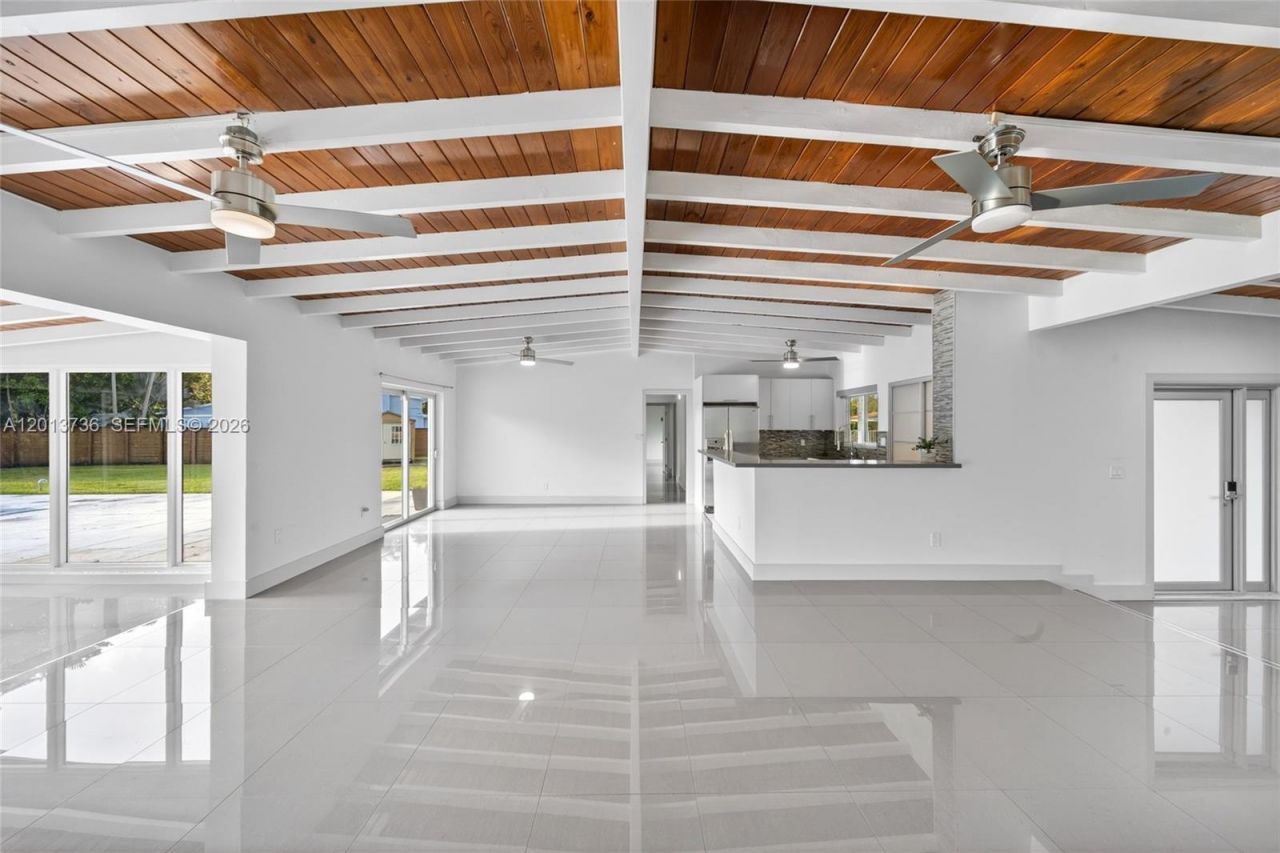 11665 W Biscayne Canal Rd , Miami, FL 33161 Photo