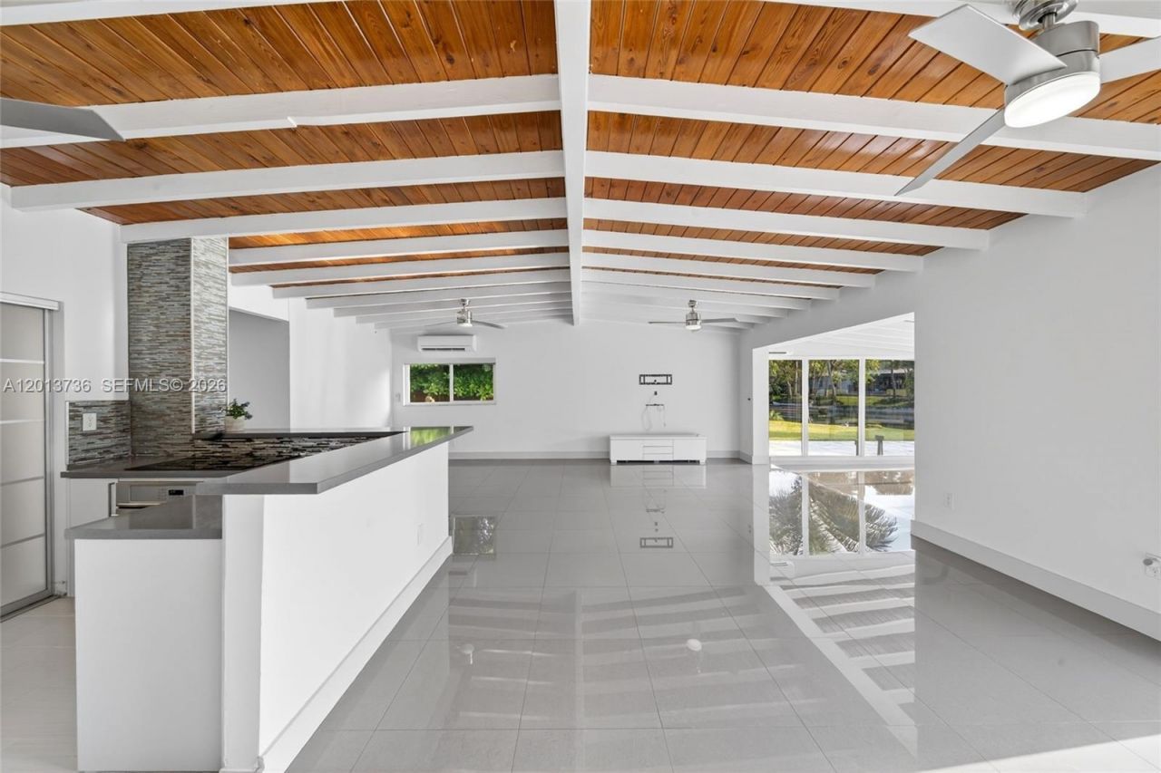 11665 W Biscayne Canal Rd , Miami, FL 33161 Photo