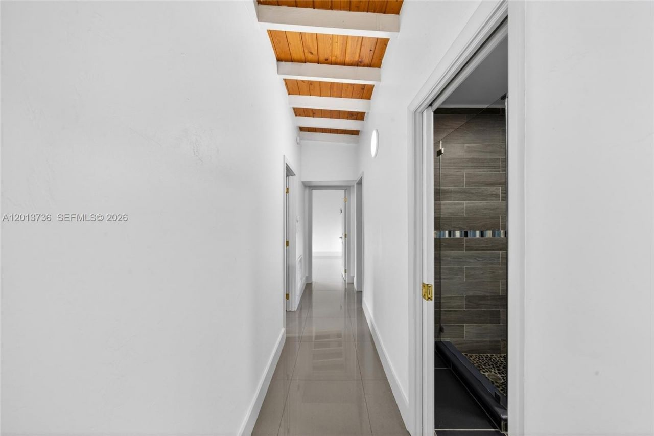 11665 W Biscayne Canal Rd , Miami, FL 33161 Photo