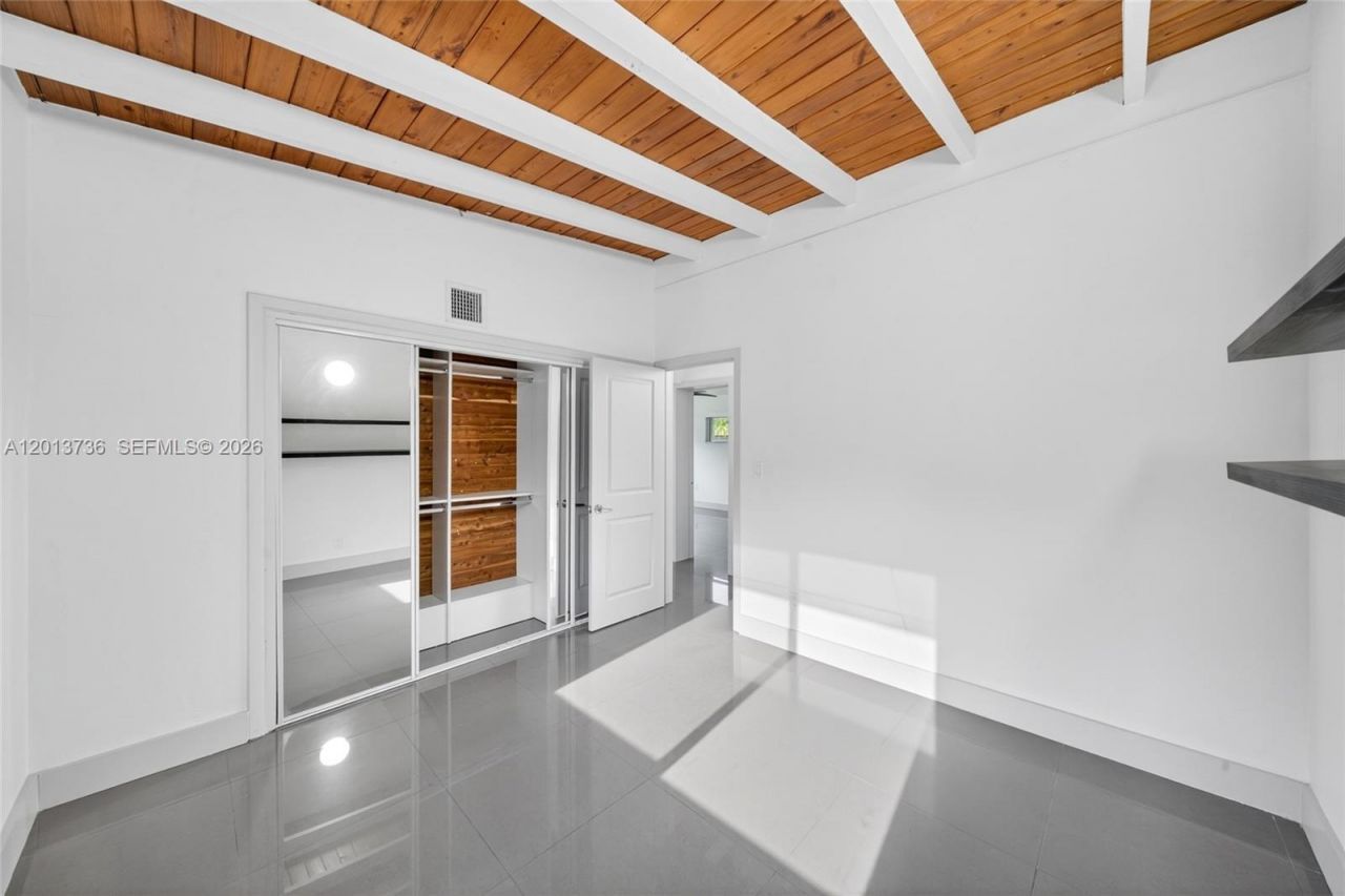 11665 W Biscayne Canal Rd , Miami, FL 33161 Photo