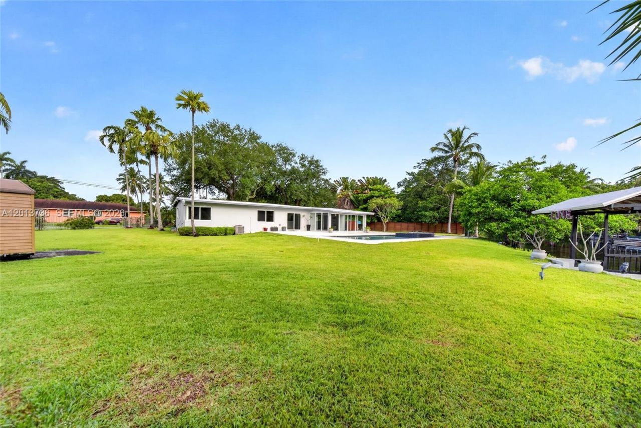 11665 W Biscayne Canal Rd , Miami, FL 33161 Photo