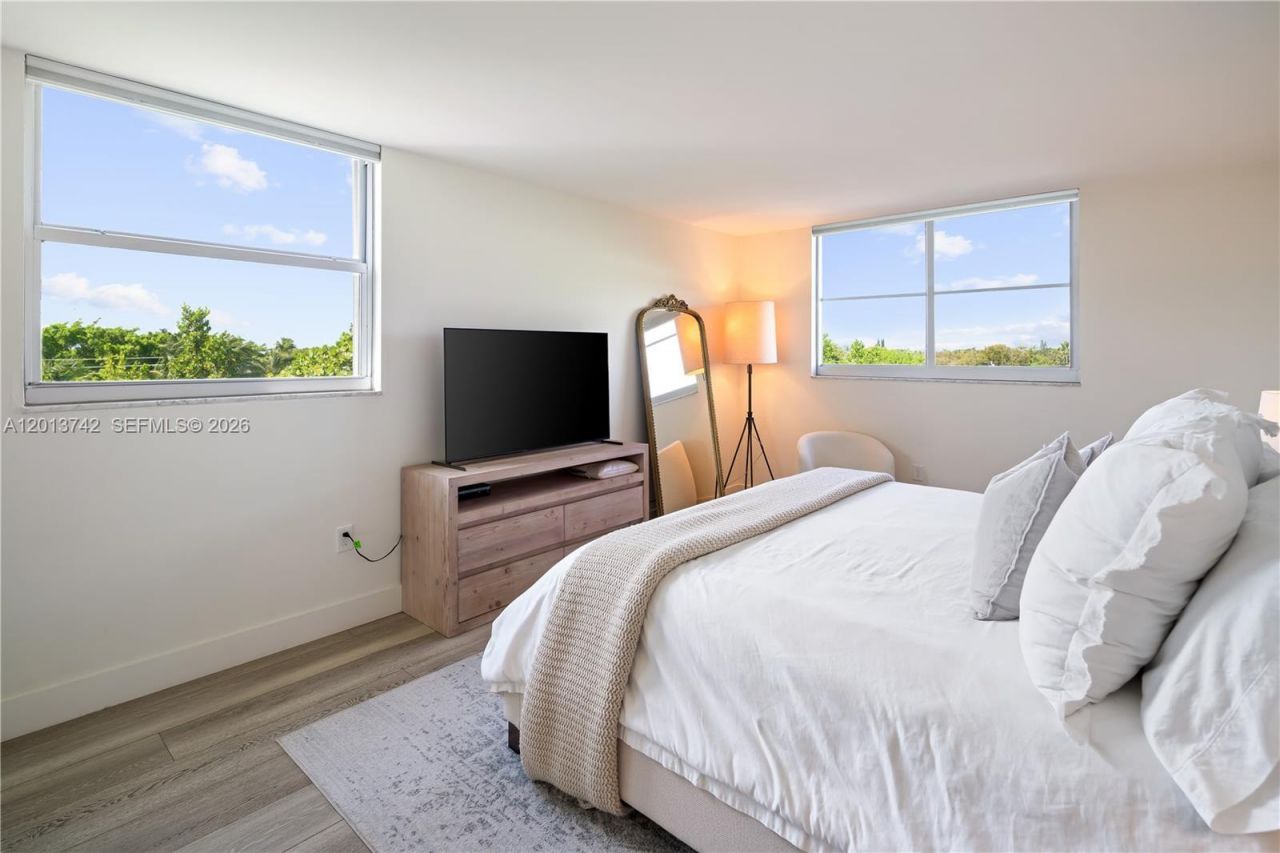 Please Call For Address, Unit 501, Key Biscayne, FL 33149 Photo