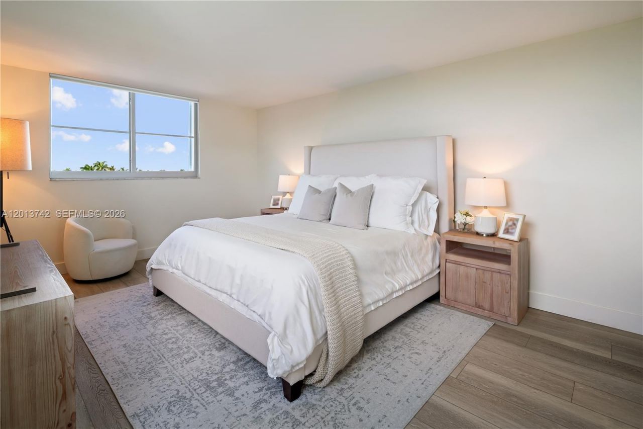 Please Call For Address, Unit 501, Key Biscayne, FL 33149 Photo