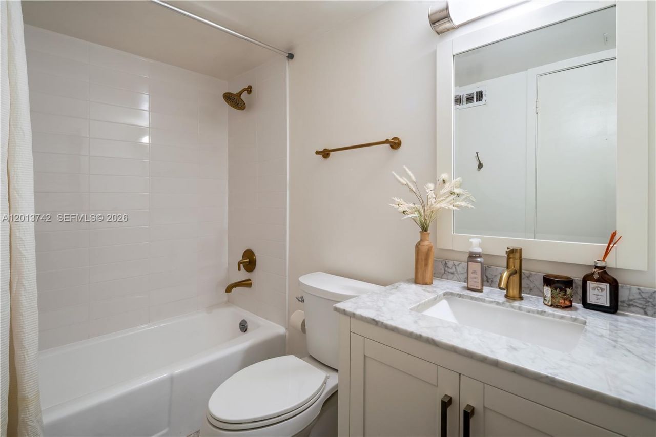 Please Call For Address, Unit 501, Key Biscayne, FL 33149 Photo