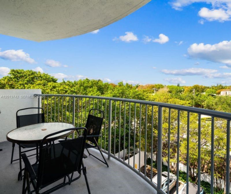 Please Call For Address, Unit 501, Key Biscayne, FL 33149 Photo