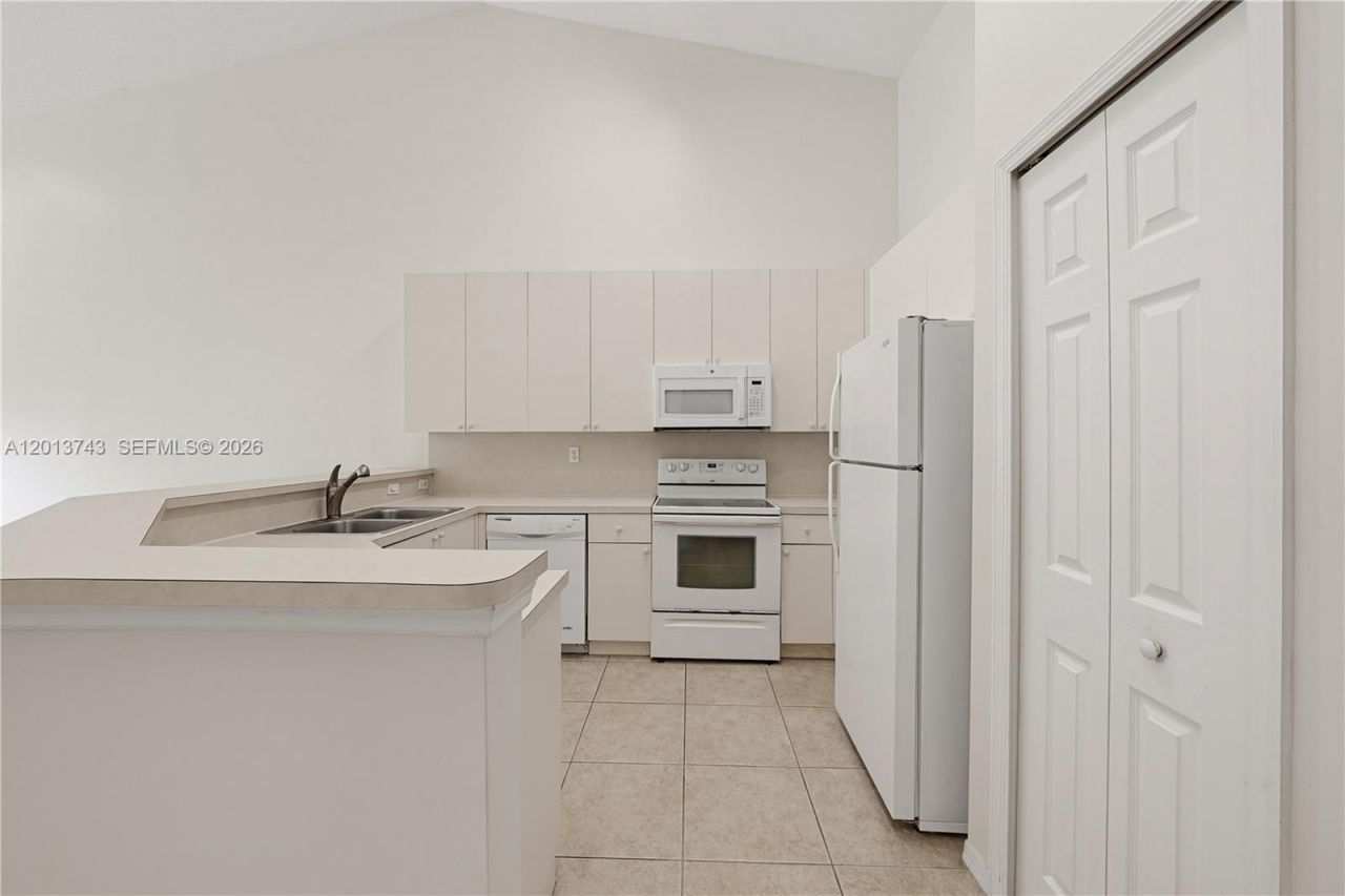 3393 NE 11th Dr , Homestead, FL 33033 Photo