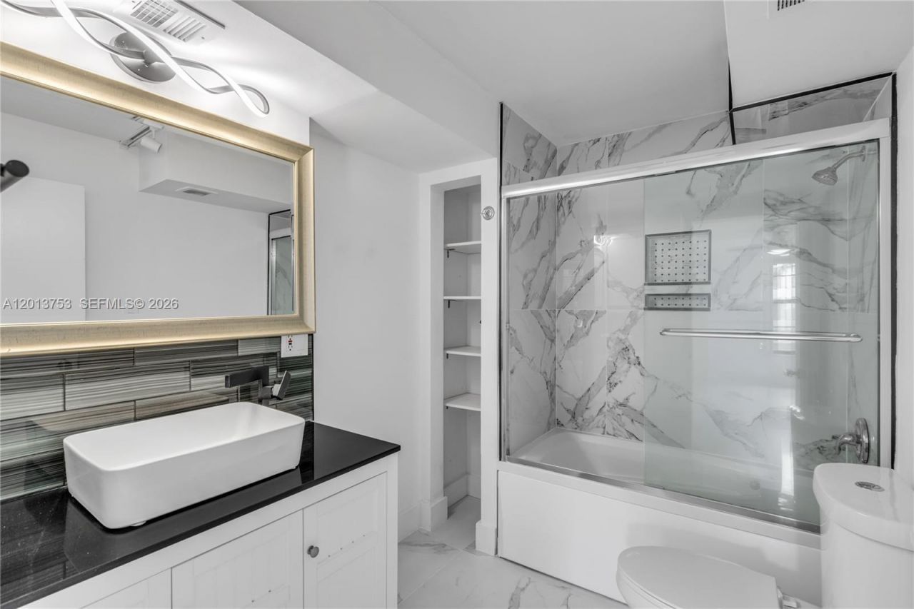 12 Royal Palm Way , Unit 103, Boca Raton, FL 33432 Photo