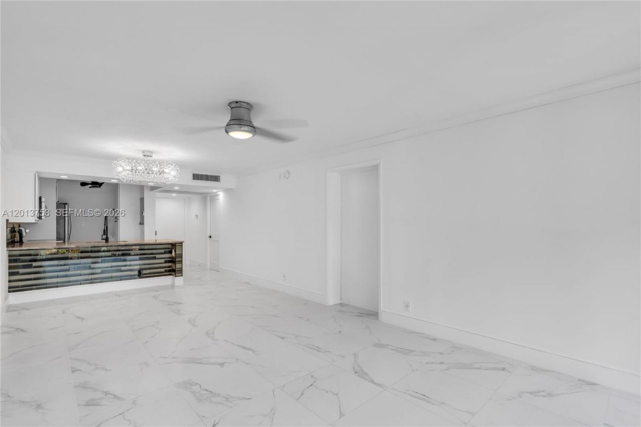 12 Royal Palm Way , Unit 103, Boca Raton, FL 33432 Photo