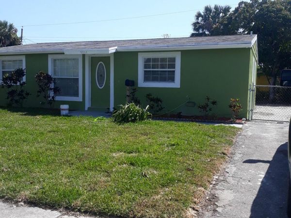 5364 Helene Place, West Palm Beach, FL 33407