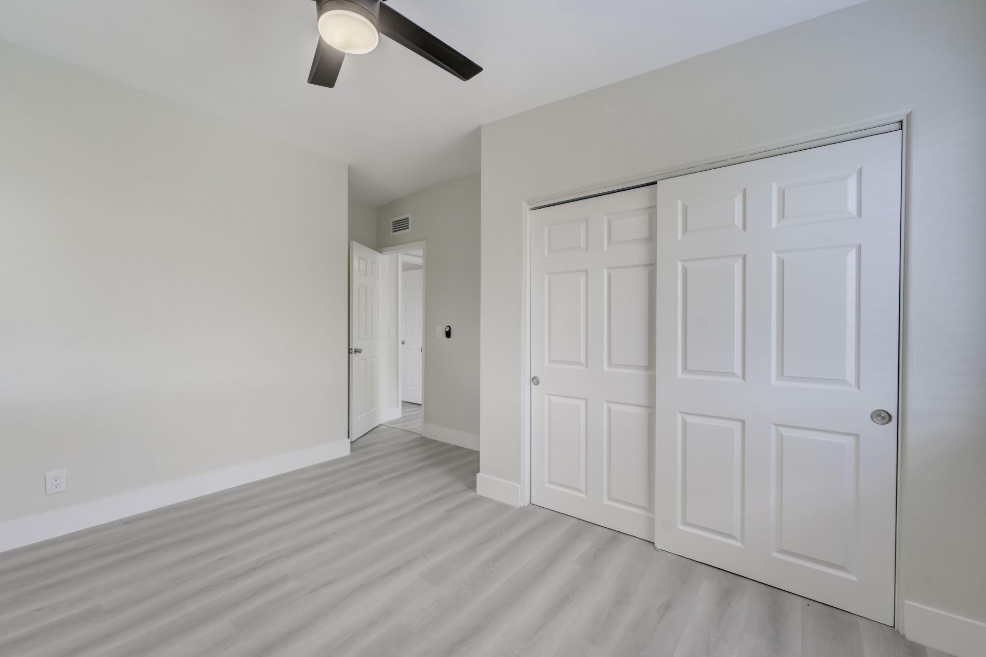 840 Bradley Street, West Palm Beach, FL 33405 Photo