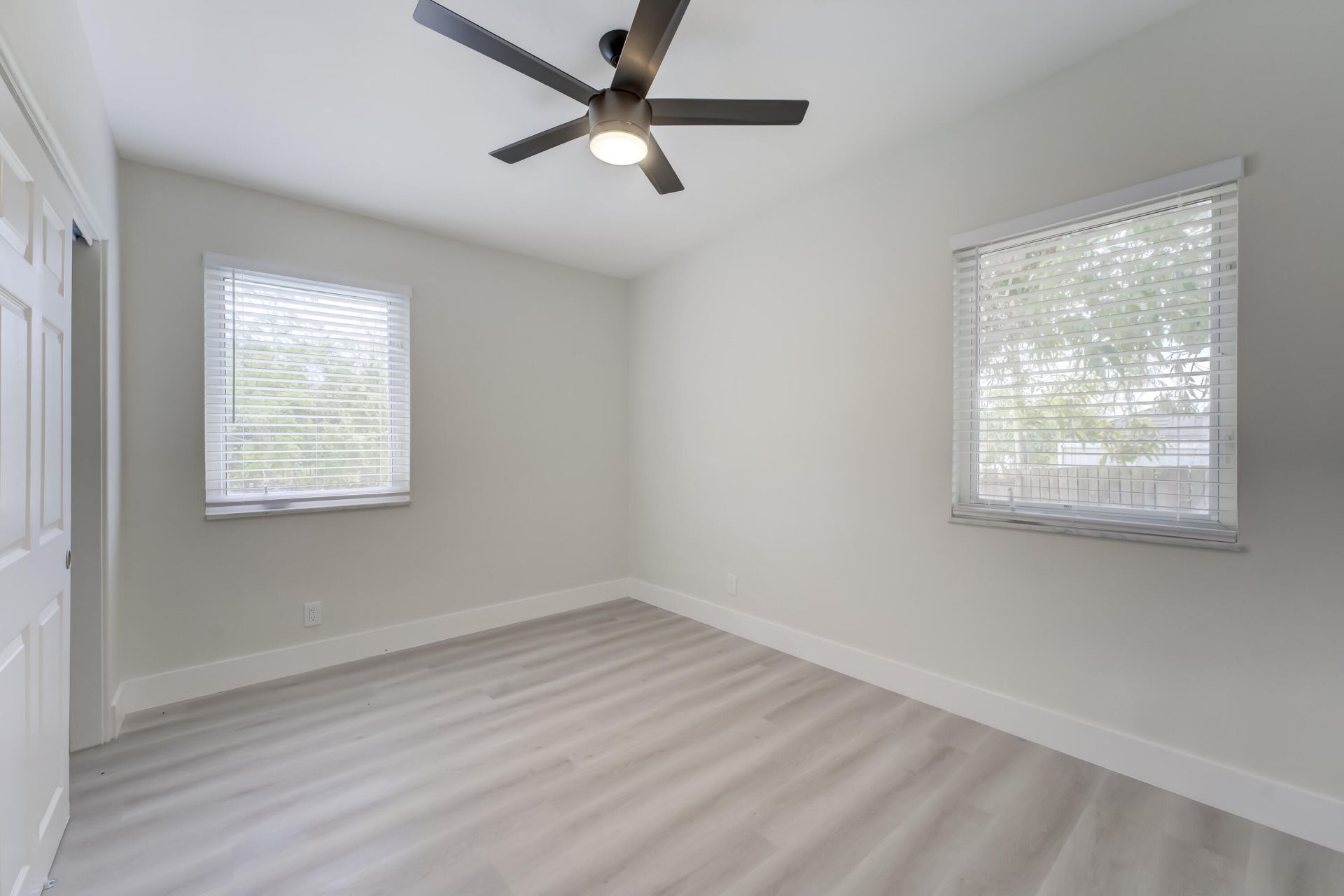840 Bradley Street, West Palm Beach, FL 33405 Photo