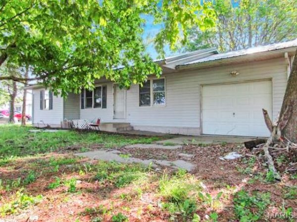 22662 S Centennial Road, Jerseyville, IL 62052