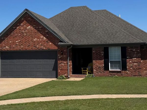 905 Sturch Cove, Marion, AR 72364