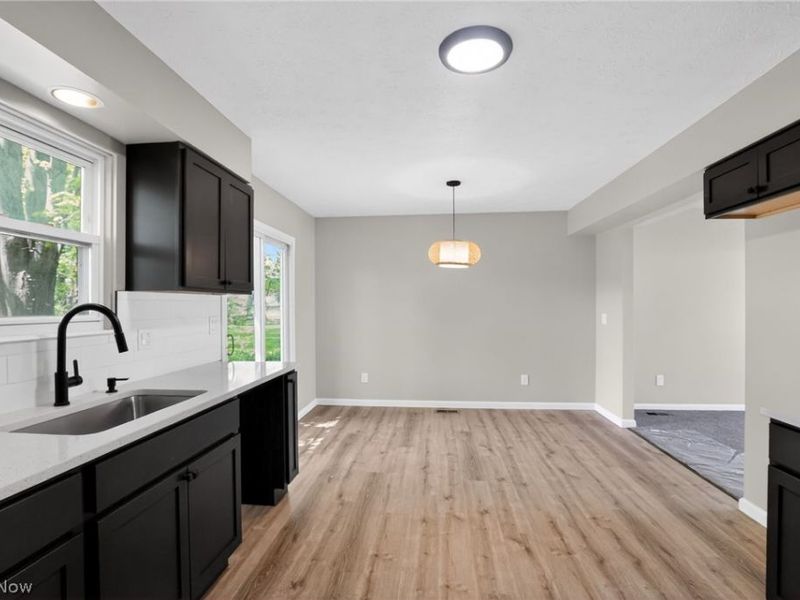 7838 Linden, Mentor on the Lake, OH 44060 Photo 10