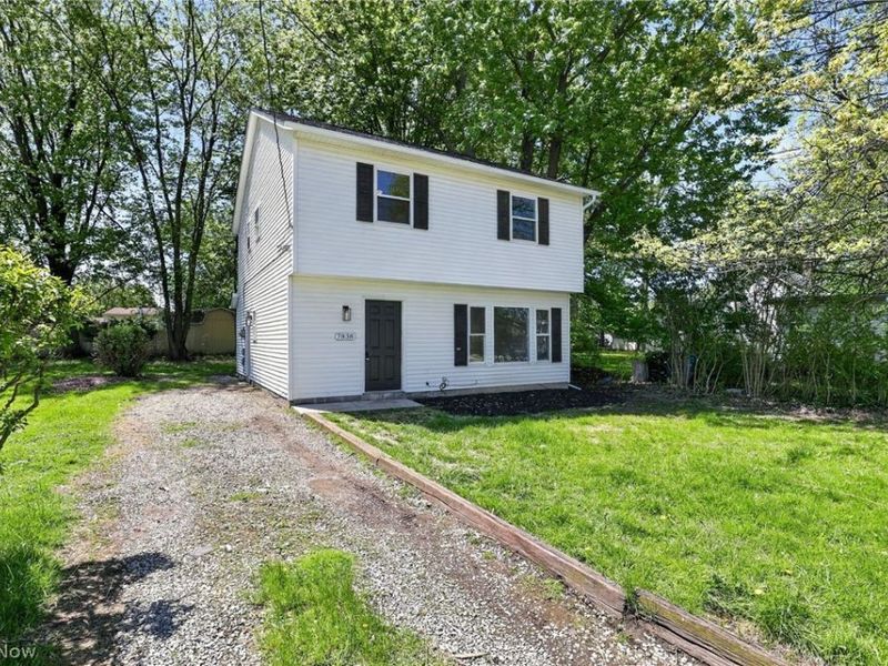 7838 Linden, Mentor on the Lake, OH 44060 Photo 2