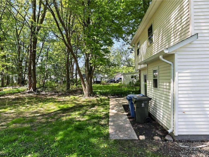 7838 Linden, Mentor on the Lake, OH 44060 Photo 27