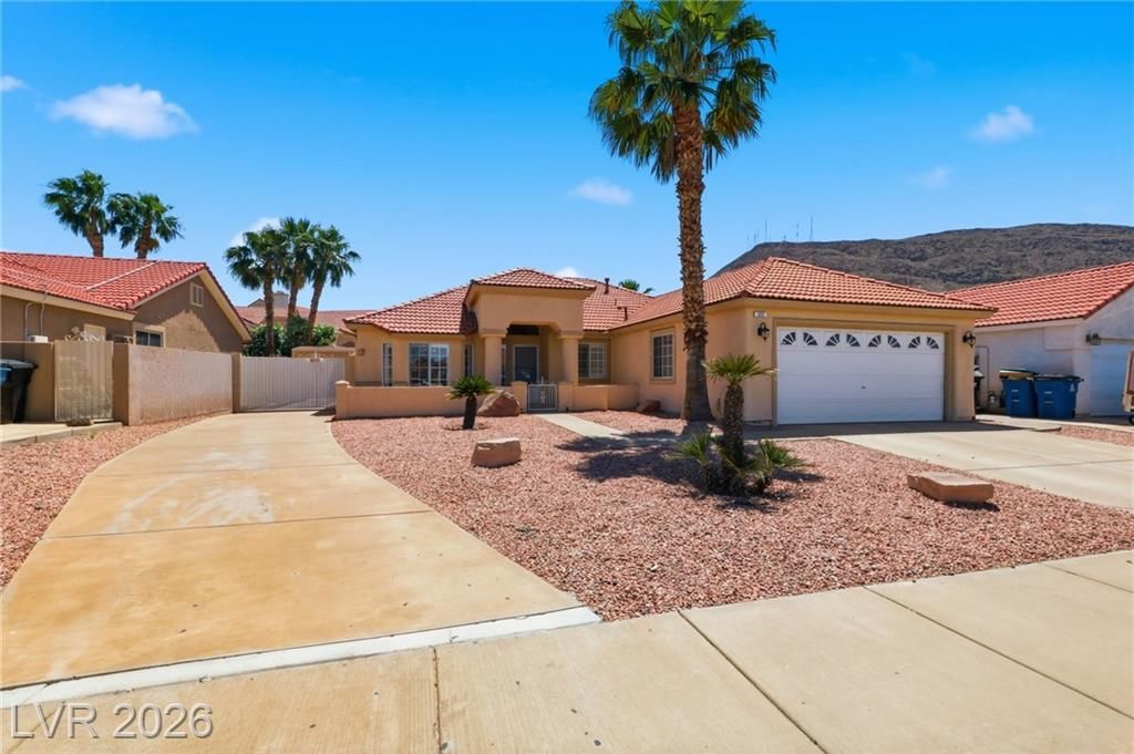 333 Oak Canyon Drive, Henderson, NV 89015 Main Photo