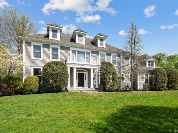 11 Hollow Tree Road, Briarcliff Manor, NY 10510
